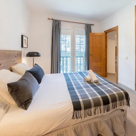 Apartment Bed And Snow *